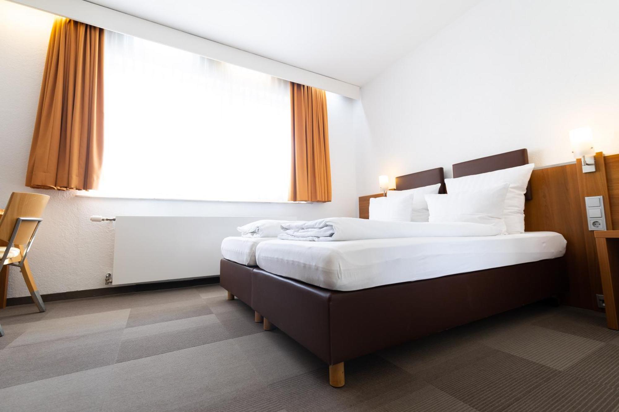 Hotel Darstein Altrip Extérieur photo